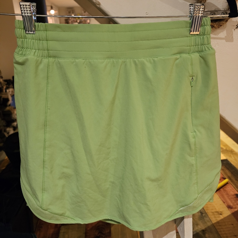 Lululemon Skirt Size 6